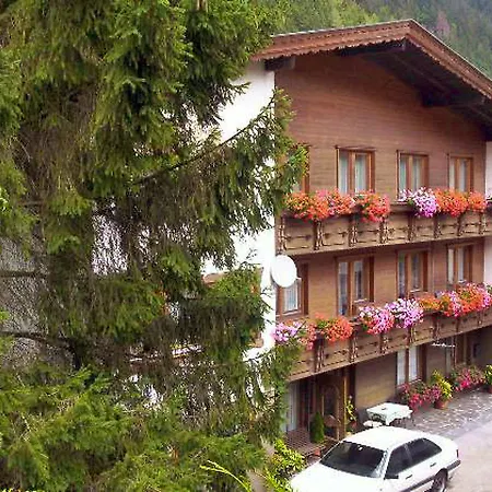 Holiday Zillertal 3000 * Finkenberg